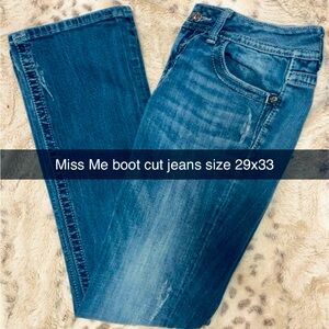 Miss Me - 29x33 - boot cut - cute!